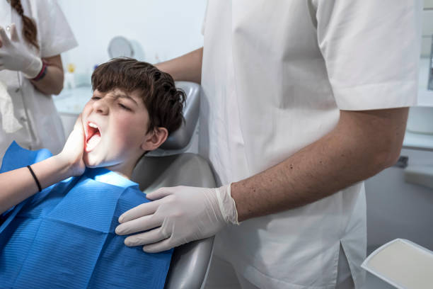 Best Dentist Open Late Near Me  in Collierville, TN